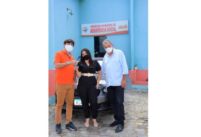 VEÍCULO O KM PARA A SECRETARIA DE ASSISTÊNCIA SOCIAL