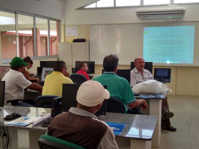 Curso de Apicultura.