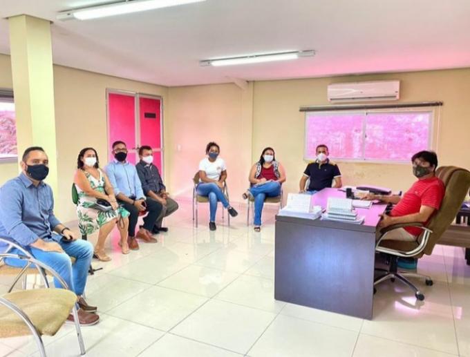 Reunião com Presidência da APEOC