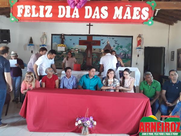 Comemoração do dia das mães na Localidade de Mucuin.
