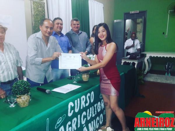  Entrega de Certificado do Curso de Agricultura Orgânica, promovido pelo PRONATEC.